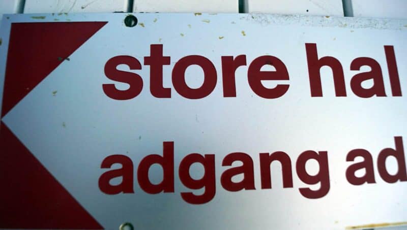Store hal adgang ad trappen