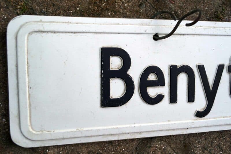 Udspring Forbudt + Benyt Trapperne