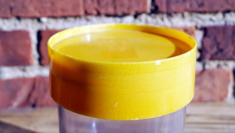 Kaffedåse plast gul (Erik Kold)