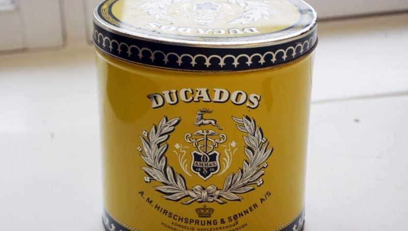 Ducados blikdåse