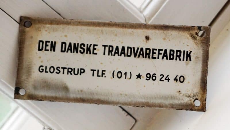Emaljeskilt. Den Danske Trådvarefabrik
