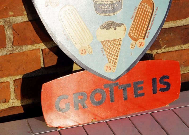 Grotte IS papskilt 1950erne