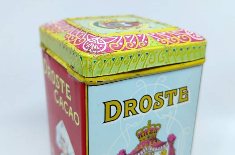 Lille Droste cacacodåse. 12,5 cm høj