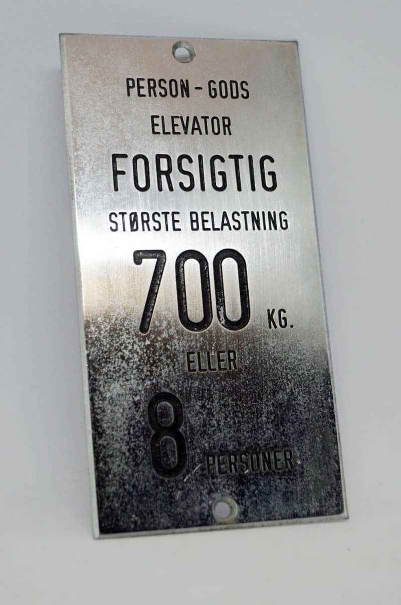 Elevatorskilt. Person-Gods Elevator Forsigtig 700 Kg Eller 8 Personer