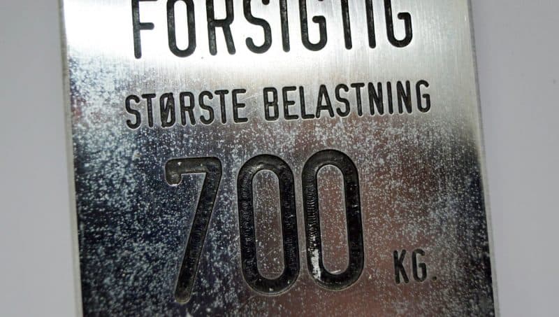 Elevatorskilt. Person-Gods Elevator Forsigtig 700 Kg Eller 8 Personer
