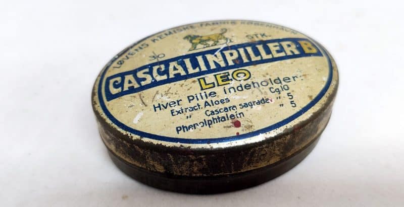 Lille pilledåse. Cacalinpiller B fra LEO (Løvens kemiske Fabrik København). Lille blikdåse