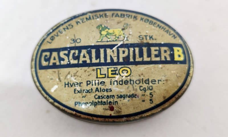 Lille pilledåse. Cacalinpiller B fra LEO (Løvens kemiske Fabrik København). Lille blikdåse
