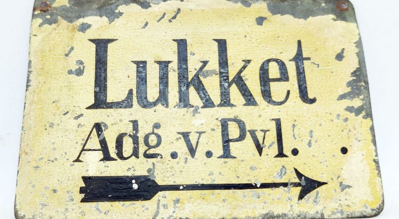 Lukket. Adg. v. Pvl. - dobbeltsidet