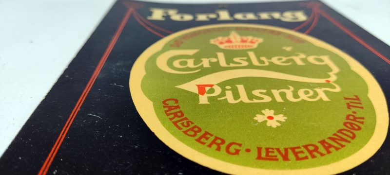 Papskilt fra Carlsberg - Forlang Fineste Pilsner