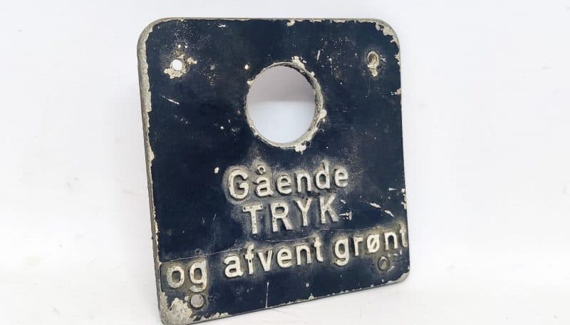 Fodgænger skilt - Gående tryk og afvent - støbegods