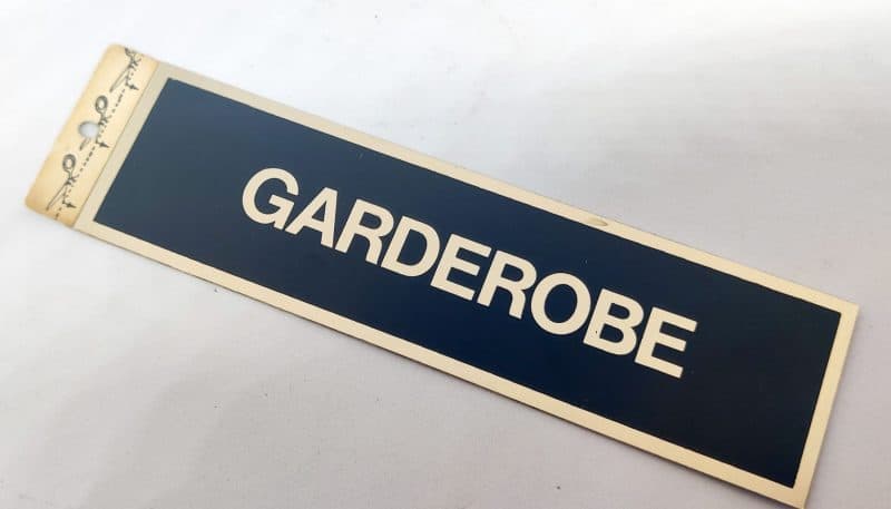 Aluskilt Garderobe - 16x4 cm