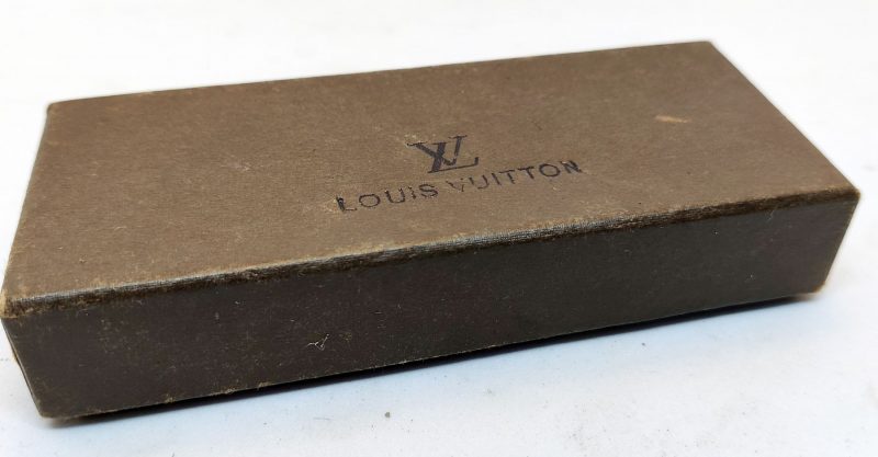 Louis Vuitton LV - lille papæske