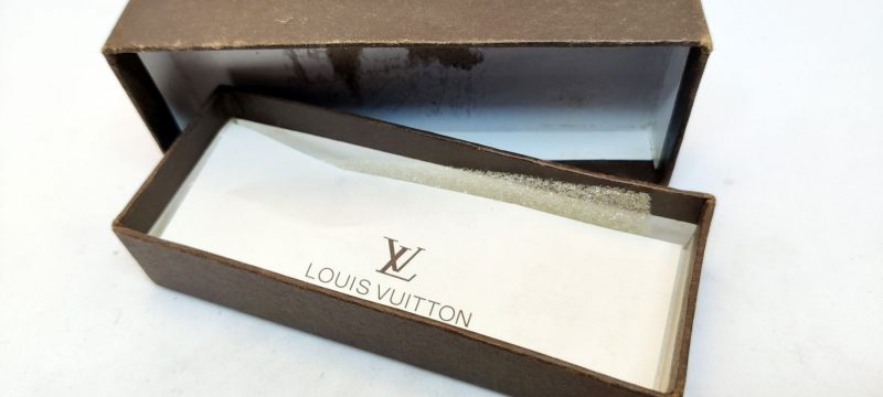 Louis Vuitton LV - lille papæske