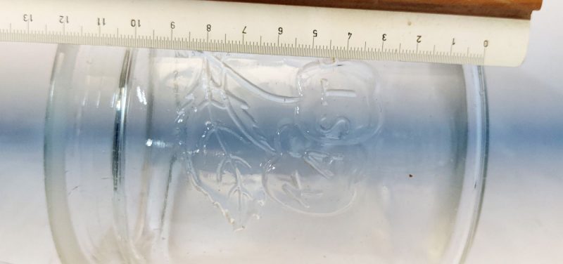 Syltekrukke i glas fra Kastrup med tilhørende låg mrk. DA (Dansk Arbejde)