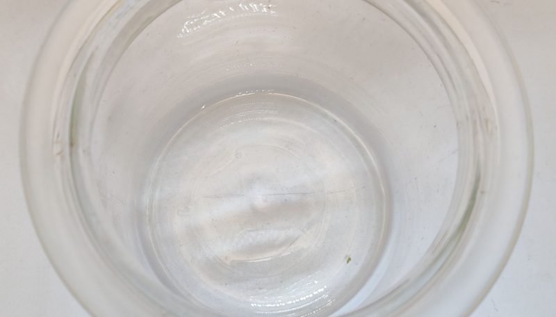 Syltekrukke i glas fra Kastrup med tilhørende låg mrk. DA (Dansk Arbejde)