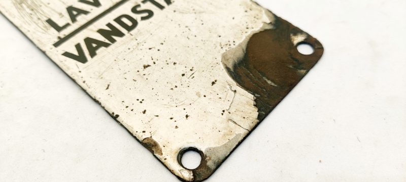 Emaljeskilt. Laveste Vandstand
