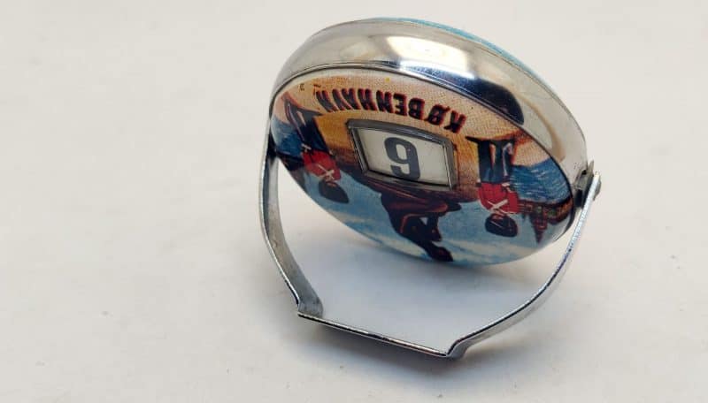 Gammel reklame evighedskalender (souvenir). Gardere og Den Lille Havfrue