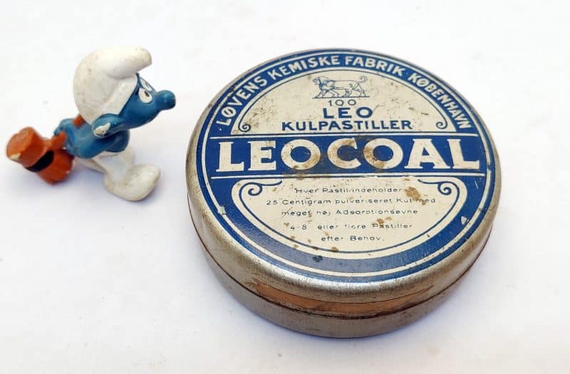 Leocoal. Leo Kulpastiller. Løvens kemiske fabrik København. Stor apotekerdåse