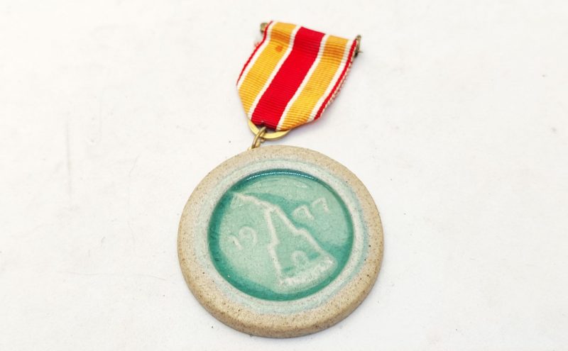 Knabstrup 1977 medalje i keramik