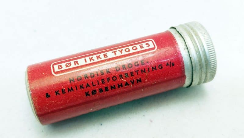 Perilax. Nordisk Droge & Kemikalieforretning AS København. Med indhold