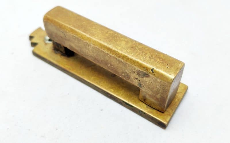 Art-Deco dørhammer i massiv messing