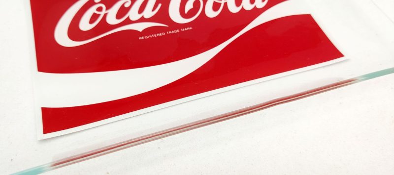 Drik Coca Cola. Glasbakke. Møntbakke
