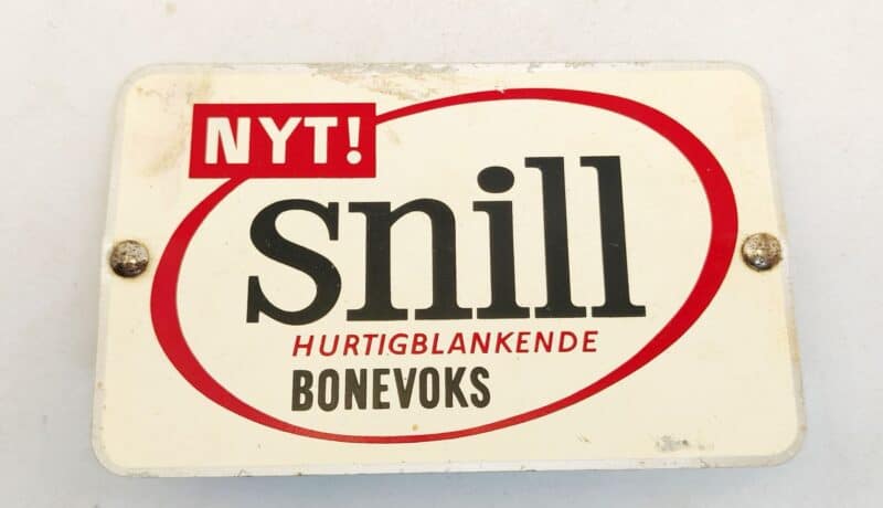 Snill hurtigblankende Bonevoks. Aluskilt