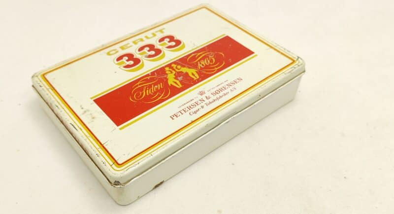 Cerut 333. Blikdåse. Petersen & Sørensens Cigar & Tobaksfabrikker A/S