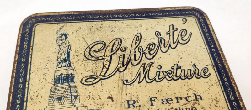 Liberte Mixture. R. Færch Holstebro. Blikdåse