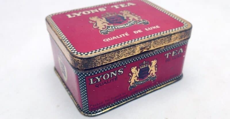 Lyons Tea Qualite de lux. Blikdåse til The