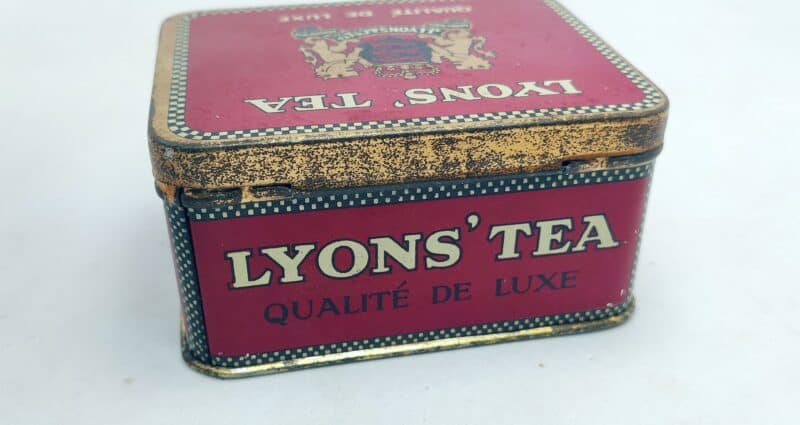 Lyons Tea Qualite de lux. Blikdåse til The