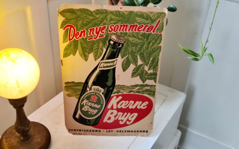 KB Kærne Bryg. Forfriskende, Velsmagende, Let. Papskilt