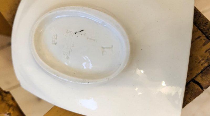 Sæbeskål i porcelæn fra Wiggodahl. Gothersgade 4. Franske og Böhmiske luxusvarer. Glas og Porcelain. Servicer til Fabrikspris. Parfumerier