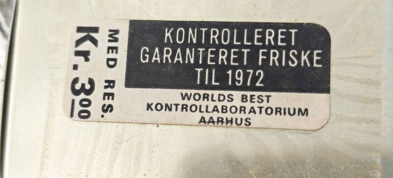 Worlds Best kondompakke. Åbnet dåse. Garateret frisk til 1972