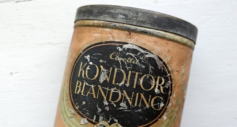 Cloetta. Konditor-Blanding. Blikdåse