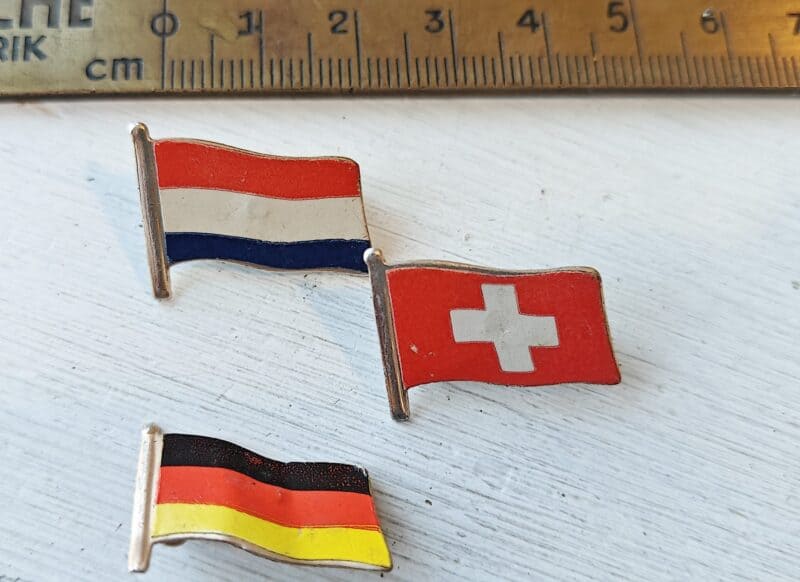 Flag. Sæt af 3 klipsenåle