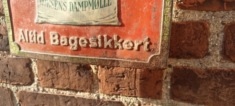 Horsens Dampmølles Flormel - Altid Bagesikkert. Blikskilt