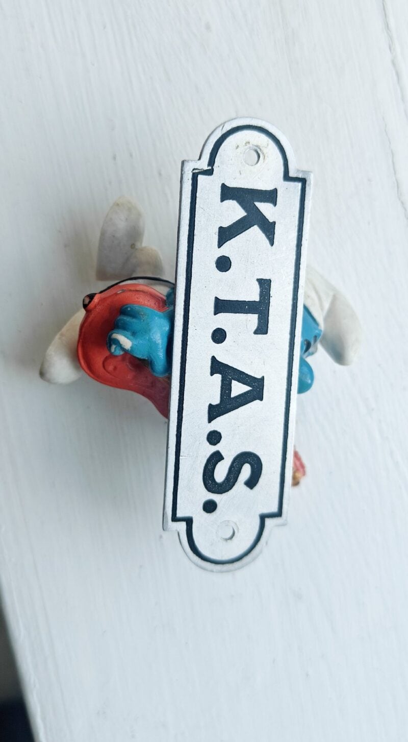 K. T. A. S. Blikskilt. Spørg, om der tales, forbinden opringning sker