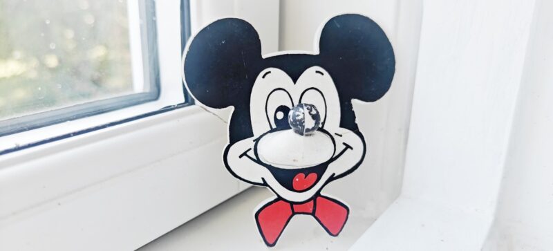 Krog i form af Mickey Mouses ansigts.