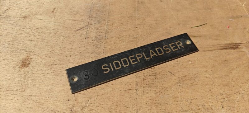 Sporvognsskilt. 30 siddepladser