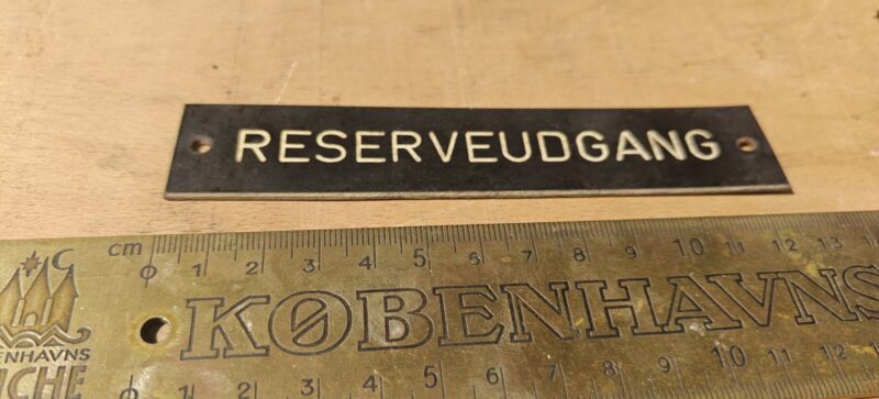 Sporvognsskilt. Reserveudgang