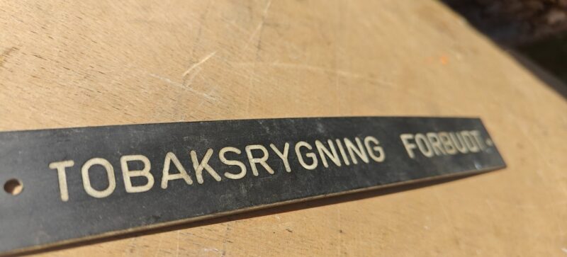 Tobaksrygning forbudt
