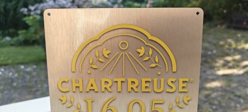 Chartreuse 1605 (2025) Likør. Reklameskilt i metal