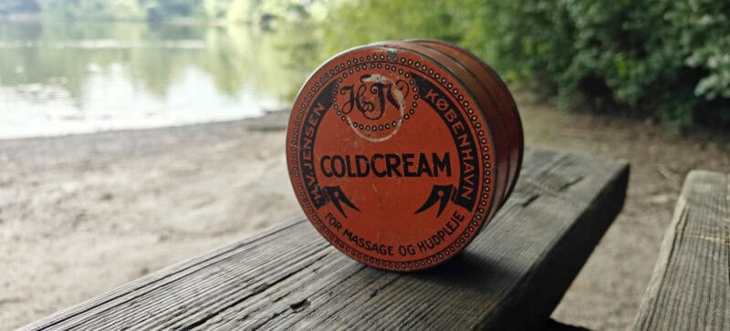 H. V. Jensen København. Coldcream. For massage og Hudpleje. Blikdåse