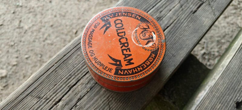 H. V. Jensen København. Coldcream. For massage og Hudpleje. Blikdåse