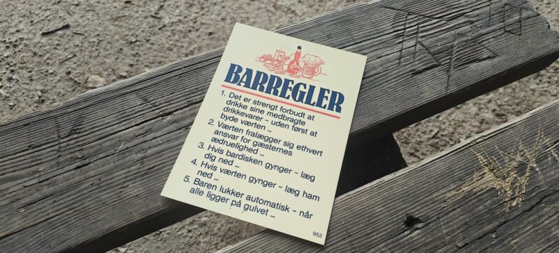 Humørskilt. Barregler. Plast