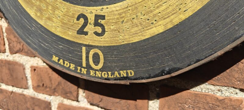 Gammel dartskive. Made in England