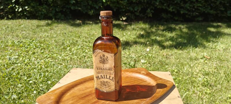Gammel flaske. Vinagre Maille
