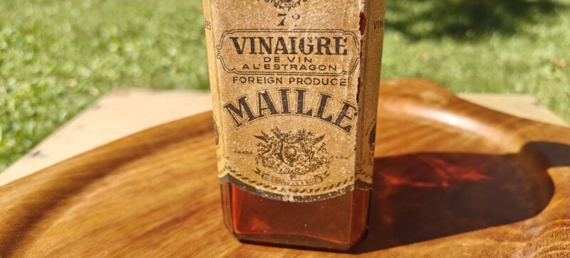 Gammel flaske. Vinagre Maille