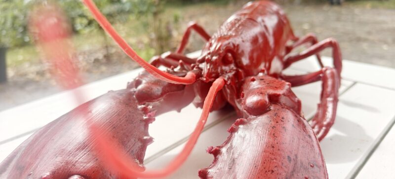 Hummer i plastik. Fuld størrelse. Made in Italy